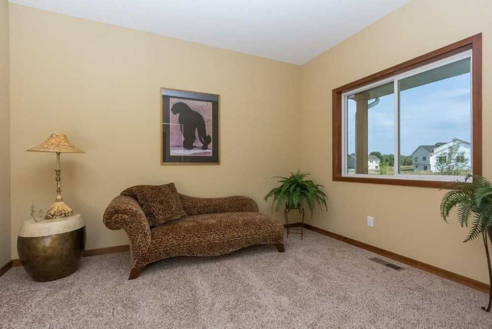 16772 Limonite St Ramsey MN-large-003-Front Room-1500x1000-72dpi